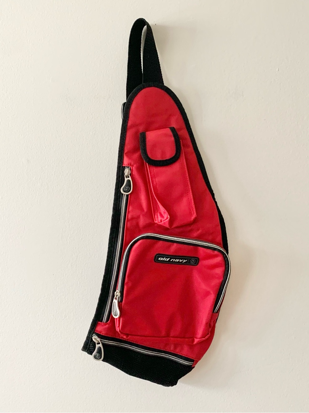 NEW & RARE Y2K Old Navy Red and Black Shoulder Bag for Men